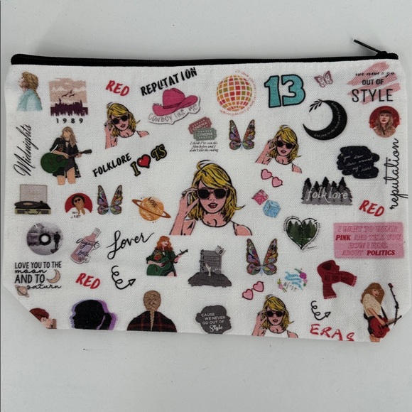 NWT Taylor Swift Makeup Pouch and Love Pendant Bracelet - Picture 4 of 7